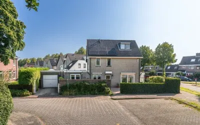 Hoekwoning te koop: Dorpsstraat 39, Oude Dorp Houten