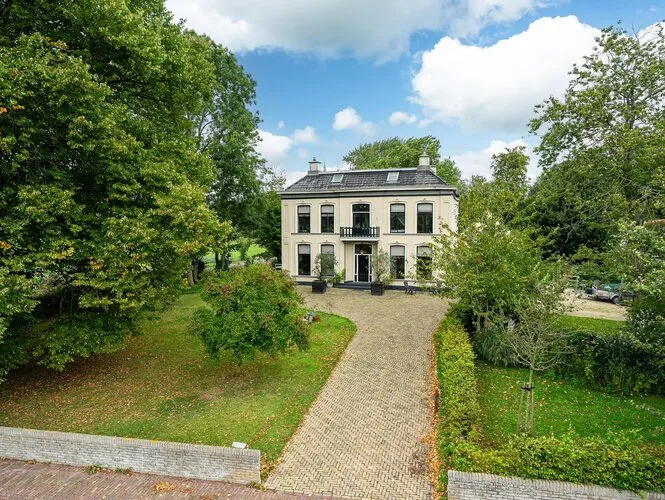 Vrijstaande woning te koop: Dorpsstraat 50, Schalsum Schalsum