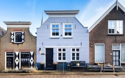 Tussenwoning te koop: Dorpsstraat 56, Gouderak Gouderak