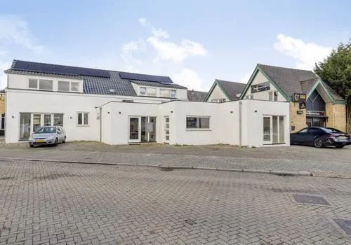 Twee-onder-één-kap te koop: Dorpsstraat 62A, Dorp Hendrik-Ido-Ambacht