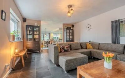 Vrijstaande woning te koop: Dorpsstraat 64, Zuidlaarderveen