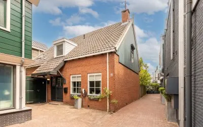 Hoekwoning te koop: Dorpsstraat 67, t Lint Landsmeer