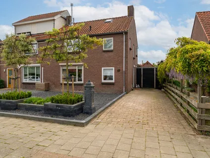 Twee-onder-één-kap te koop: Dorpsstraat 69, Rijswijk (NB) Rijswijk (Nb)