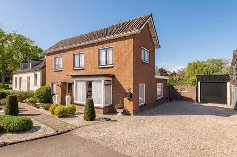 Vrijstaande woning te koop: Dorpsstraat 7, Enspijk Enspijk