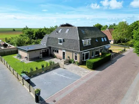 Twee-onder-één-kap te koop: Dorpsstraat 70, Hoorn Hoorn (Fr)