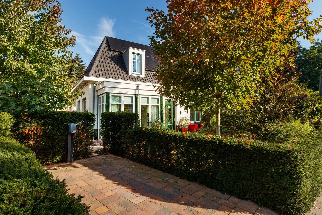 Twee-onder-één-kap te koop: Dorpsstraat 73B, Doorn
