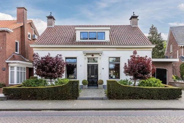 Vrijstaande woning te koop: Dorpsstraat 9, Ossendrecht Ossendrecht