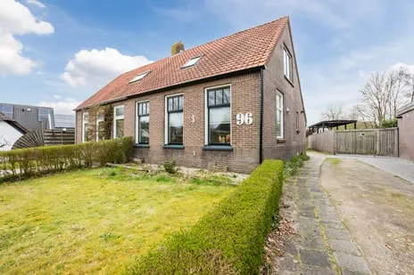 Twee-onder-één-kap te koop: Dorpsstraat 96, De Wijk De Wijk