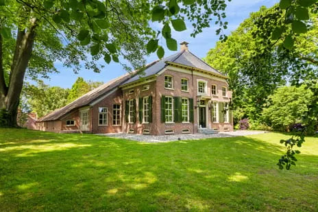 Detached house for sale: Dorpsstraat 98, Vriescheloo Vriescheloo