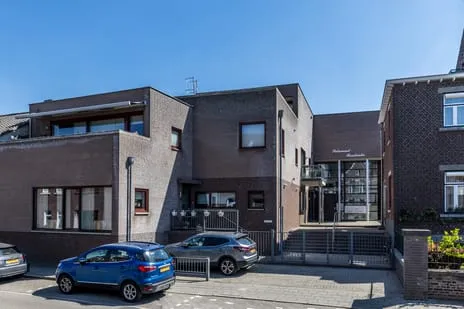 Appartement te koop: Dorpstraat 107A02, Heer Maastricht