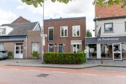Tussenwoning te koop: Dorpstraat 42A, Riel-Dorp Riel