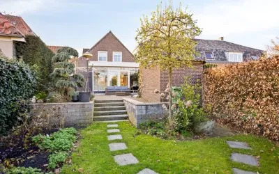 Hoekwoning te koop: Dorpstraat 43, Leende Leende
