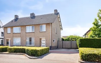 Twee-onder-één-kap te koop: Dorpstraat 68, Veldhoven Veldhoven