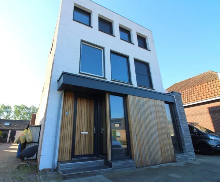 Woning te huur: Dorpstraat, Veldhoven Veldhoven