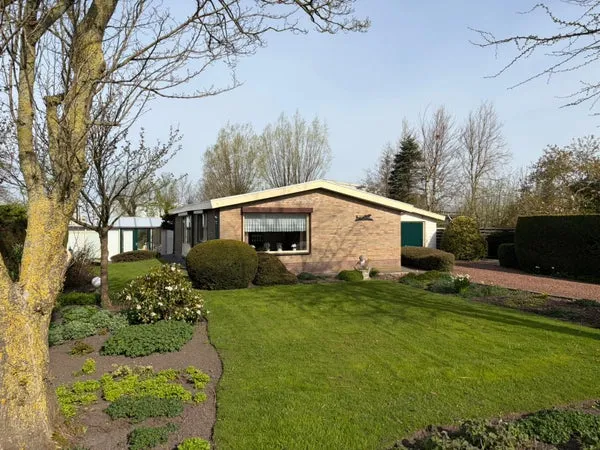 Vrijstaande woning te koop: Dorpsweg 172, Hensbroek Verspreide huizen Hensbroek