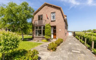 Vrijstaande woning te koop: Dorpsweg 2, Rockanje Rockanje