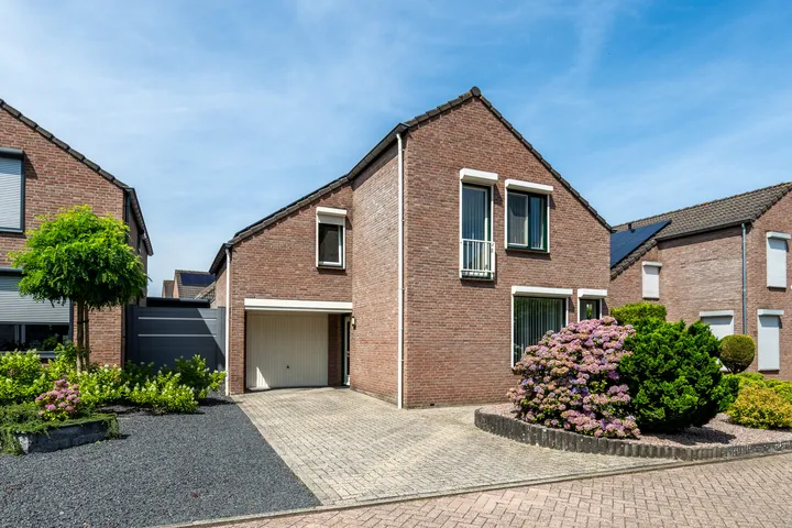 Vrijstaande woning te koop: Dortantsstraat 12, Waubacherveld Eygelshoven