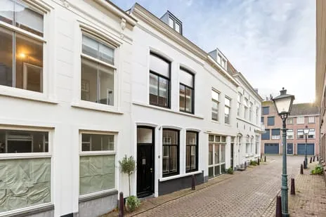 Terraced house for sale: Dortsmansstraat 6, Oude Binnenstad Vlissingen