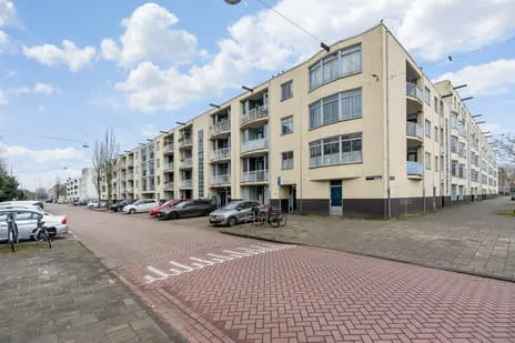 Studio te koop: Dostojevskisingel 93, Amsterdam