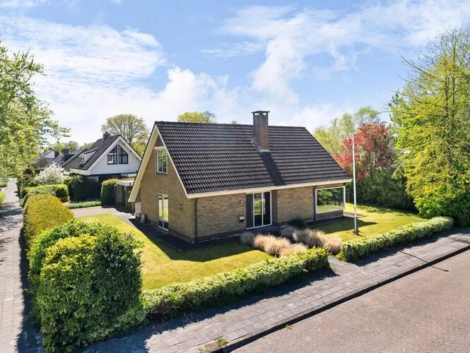 Vrijstaande woning te koop: Dotinga Tún 4, Dronryp Oost Dronryp