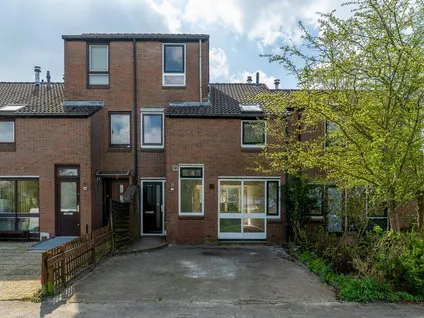 Tussenwoning te koop: Dotingastate 54, Camminghaburen-Noord Leeuwarden