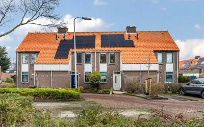 Tussenwoning te koop: Dotterbloem 25, Naaldwijk