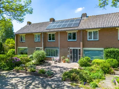 Tussenwoning te koop: Dotterbloemlaan 8, Nieuwe-Oosterhei Baarn