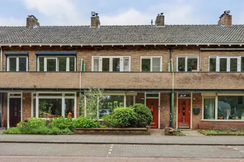 Tussenwoning te koop: Dotterlaan 24, Zeegsingel e.o. Arnhem