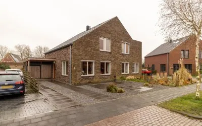 Twee-onder-één-kap te koop: Douwe van Epemastraat 7, Koudum Koudum