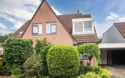 Tussenwoning te koop: Dovenetel 14, Colmschaterenk Deventer