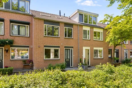 Terraced house for sale: Dovenetelhof 37, Hoven Houten