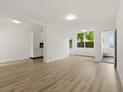 Appartement te koop: Dr. Abraham Kuyperstraat 13, Centrum Vlaardingen