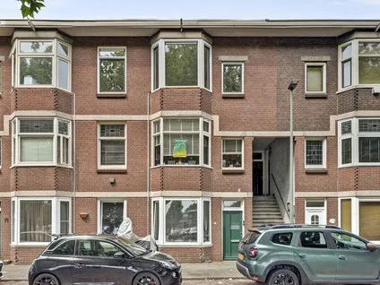 Appartement te koop: dr. Abraham Kuyperstraat 77, Centrum Vlaardingen