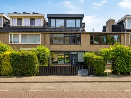 Tussenwoning te koop: Dr. Allard Piersonstraat 14, Augustinuspark Amstelveen
