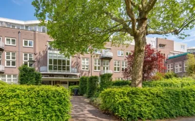 Appartement te koop: Dr. C.W.H. van Raaltenpark 10, Schilders- en Waddenbuurt Zaandam