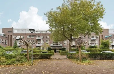 Appartement te koop: Dr. C.W.H. van Raaltenpark 6, Schilders- en Waddenbuurt Zaandam
