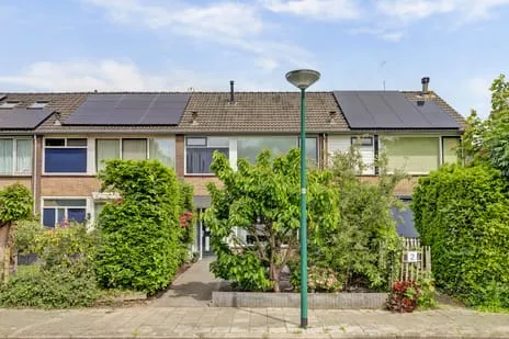 Terraced house for sale: Dr Holwerdastraat 4, De Heul Wijk Bij Duurstede