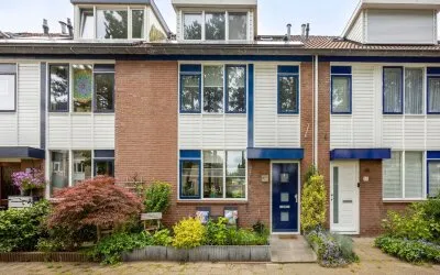 Tussenwoning te koop: Dr. J. Presserstraat 52, Houtwijk 'S-Gravenhage