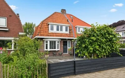 Semi-detached for sale: Dr. Jan Mulderstraat 2, Rooswijk Zaandijk
