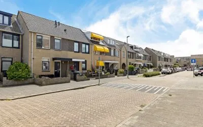 Tussenwoning te koop: Dr Joh G Mezgerstraat 94, Boulevard Noord Zandvoort