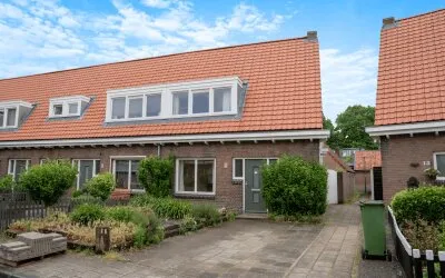 Corner house for sale: Dr. Kuyperstraat 11, Franse Gat Veenendaal