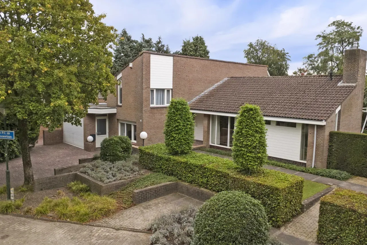 Vrijstaande woning te koop: Dr. P. C. de Brouwerlaan 6, Hilvarenbeek
