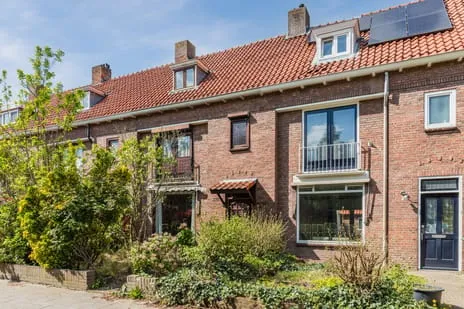 Tussenwoning te koop: Dr. Struyckenstraat 222, Heuvel Breda
