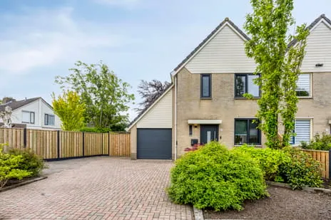 Hoekwoning te koop: Dr. W.M. Verhaarlaan 69, Emmeloord-de Erven Emmeloord