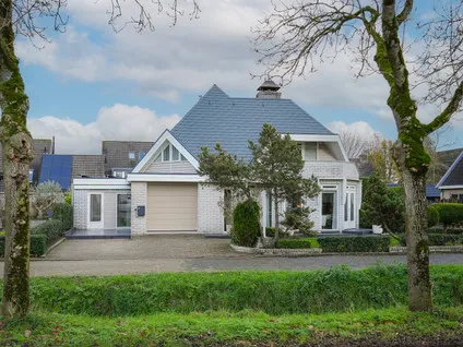 Vrijstaande woning te koop: Dr. A. Kuyperweg 26, Beesd West Beesd