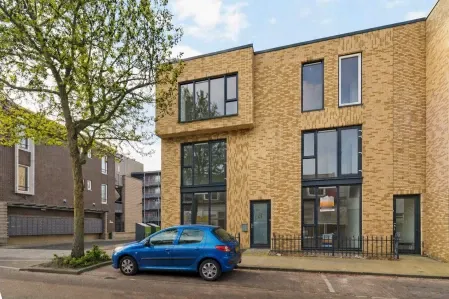 Hoekwoning te koop: Dr. Benthemstraat 8, Enschede