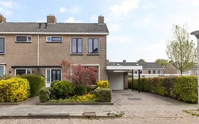 Hoekwoning te koop: Dr. G.A. Wumkesstrjitte 35, Stiens Stiens