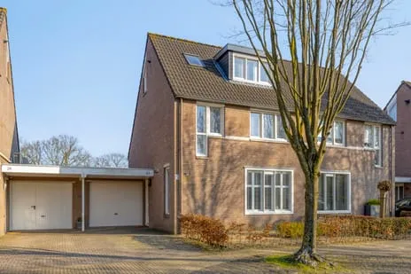 Tussenwoning te koop: Dr. Hein Hoebenlaan 24, Ekenrooi Waalre