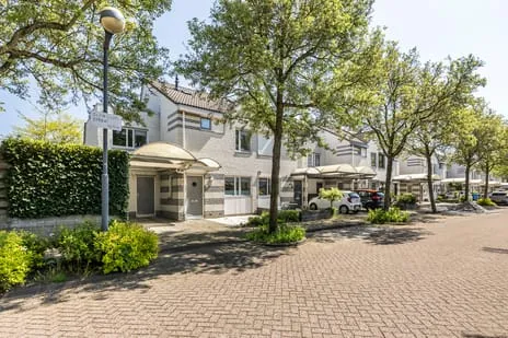 Hoekwoning te koop: Dr. J.M. den Uylstraat 24, Laag Dalem II Gorinchem