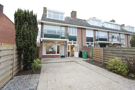 Hoekwoning te huur: Dr. Plesmansingel 8, Kastanjebuurt Amstelveen